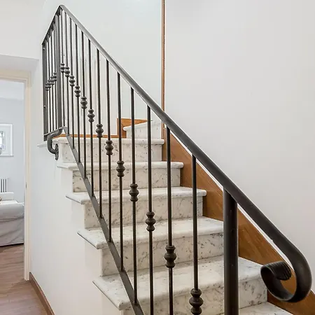 Cà Ai Venti-appartamenti Vista Mare Dalle Colline Vicino A Lucca Appartement *