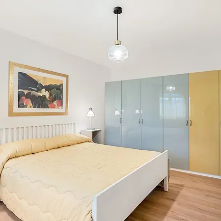 Cà Ai Venti-appartamenti Vista Mare Dalle Colline Vicino A Lucca Appartement *