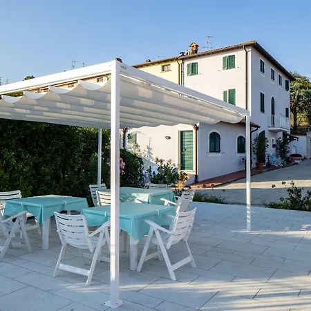 Cà Ai Venti-appartamenti Vista Mare Dalle Colline Vicino A Lucca Appartement Mommio